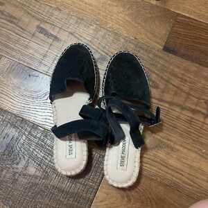 Steve Madden Black Espadrille Flats